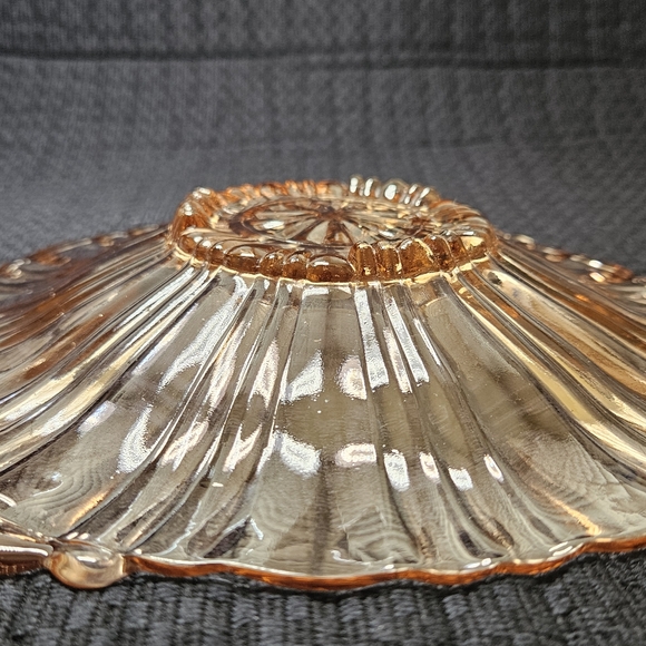 Depression glass candy dish - Picture 5 of 5